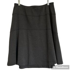 Royal Robbins travel outdoor skirt Medium charcoal gray